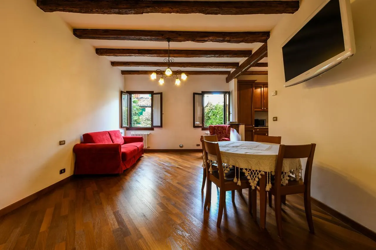 Red Fashion Appartement Venetië